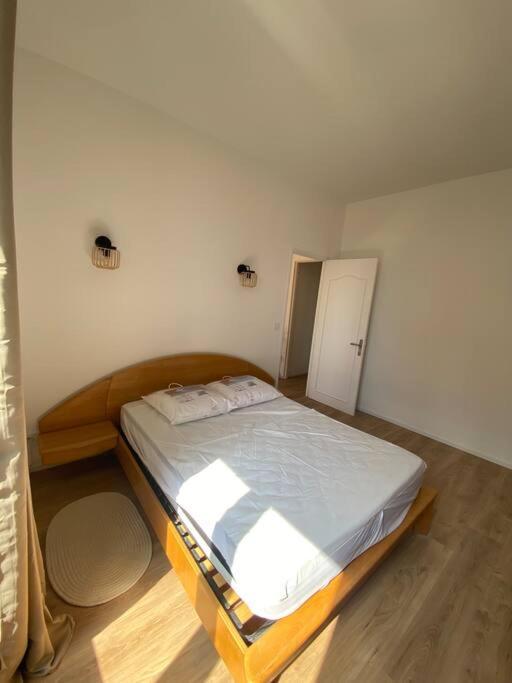 Corte Magnifique T2 45M2 Neuf 5 Personnes Place St Marcel Hyper Centre Wifi Lave Linge Tv Exteriör bild
